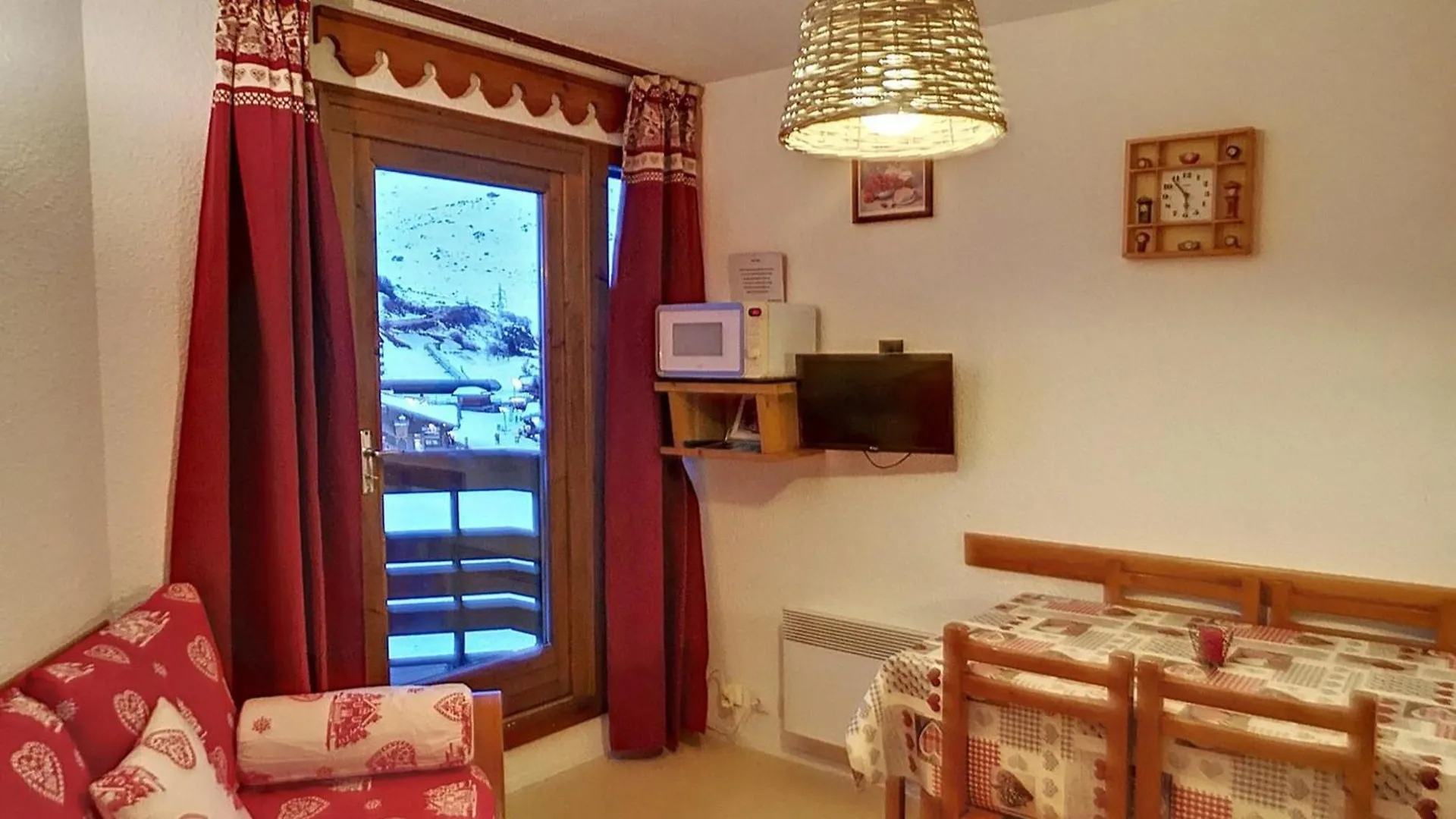 Charmant 2 Pieces, Balcon Sud, 5 Pers, Pied Des Pistes Et Commerces - Les Menuires, Res. Carlines I - Fr-1-178-391 Saint-Martin-de-Belleville